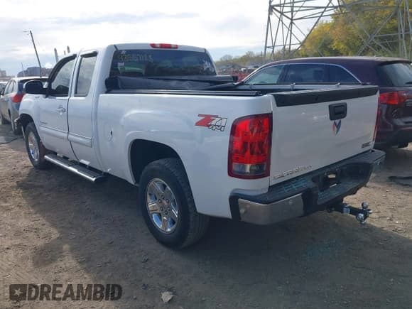 ✅ 2012 GMC Sierra 1500 SLT • VIN: 1GTR2WE74CZ277602 • Лот: 43557128. Опубликован ранее на IAAI с пробегом 219 533 миль. Бесплатный доступ к архиву аукционных продаж из США и подробный отчёт об истории автомобиля на DreamBid. Изображение 3.