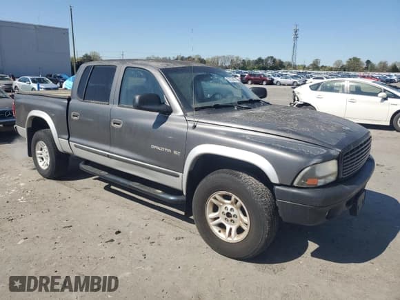 ✅ 2002 Dodge Dakota SLT • VIN: 1B7HG48N22S689150 • Lot: 52259465. Wystawiony na Copart z przebiegiem 227 386 mil. Bezpłatny archiwum sprzedaży aukcyjnych z USA i szczegółowy raport historii pojazdu na DreamBid. Zdjęcie 4.