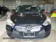 2014 Hyundai Veloster z VIN KMHTC6AD1EU185924, wystawiony jako Copart lot #67472874 z przebiegiem 161 871 mil mil oraz Czysty tytuł • Clean title. Historia ofert i sprzedaży dostępna na DreamBid. Obrazek 5.