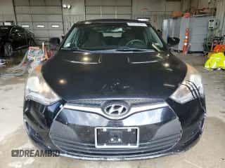 2014 Hyundai Veloster z VIN KMHTC6AD1EU185924, wystawiony jako Copart lot #67472874 z przebiegiem 161 871 mil mil oraz Czysty tytuł • Clean title. Historia ofert i sprzedaży dostępna na DreamBid. Obrazek 5.