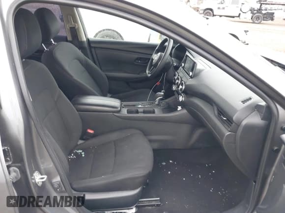 ✅ 2024 Nissan Sentra S • VIN: 3N1AB8BV0RY236790 • Lot: 43644521. Listed on IAAI with 53,359 mi. Free auction sales archive from the USA and detailed vehicle history report at DreamBid. Image 5.