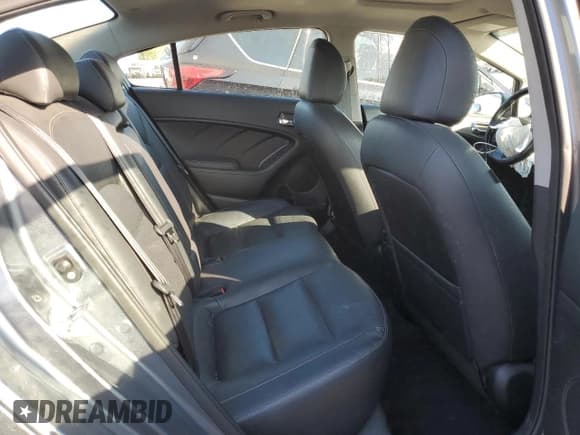 ✅ 2017 Kia Forte EX • VIN: 3KPFN4A81HE068852 • Lot: 82069295. Listed on Copart with 156,587 mi. Free auction sales archive from the USA and detailed vehicle history report at DreamBid. Image 10.