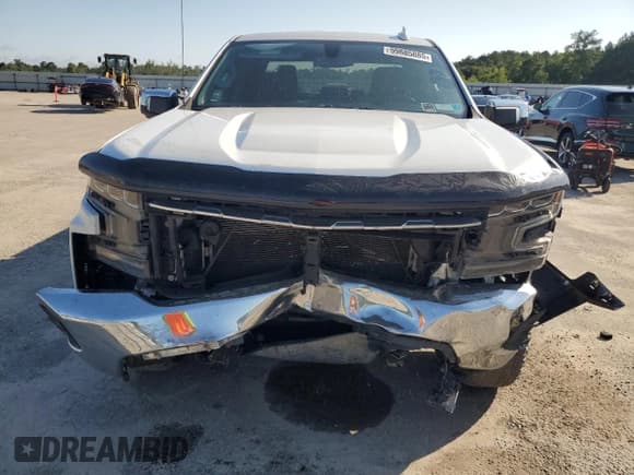 ✅ 2019 Chevrolet Silverado 1500 • VIN: 1GCRWEED1KZ325219 • Лот: 59885885. Опубликован ранее на Copart с пробегом 114 371 миль. Бесплатный доступ к архиву аукционных продаж из США и подробный отчёт об истории автомобиля на DreamBid. Изображение 5.