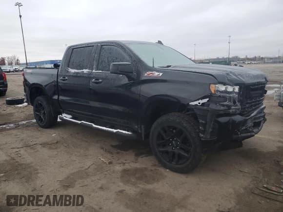 ✅ 2021 Chevrolet Silverado 1500 LT Trail Boss • VIN: 1GCPYFED4MZ436826 • Lot: 92230225. Wystawiony na Copart z przebiegiem 73 713 mil. Bezpłatny archiwum sprzedaży aukcyjnych z USA i szczegółowy raport historii pojazdu na DreamBid. Zdjęcie 4.