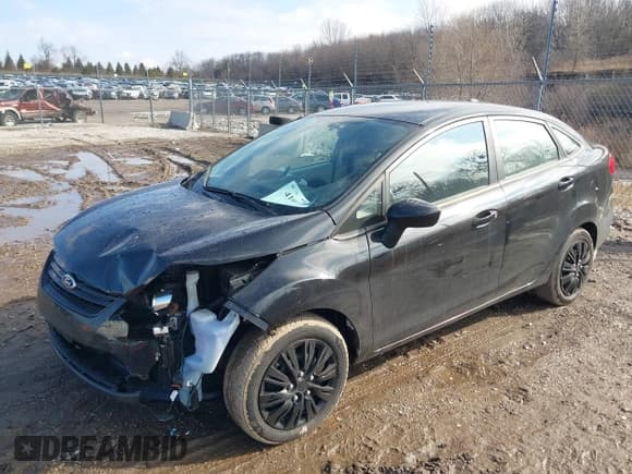✅ 2013 Ford Fiesta S • VIN: 3FADP4AJ2DM129703 • Лот: 41669041. Опубликован ранее на IAAI с пробегом 138 831 миль. Бесплатный доступ к архиву аукционных продаж из США и подробный отчёт об истории автомобиля на DreamBid. Изображение 2.