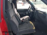 ✅ 2000 Chevrolet S-10 LS • VIN: 1GCCS1440Y8107525 • Лот: 42244465. Опубликован ранее на IAAI с пробегом 133 610 миль. Бесплатный доступ к архиву аукционных продаж из США и подробный отчёт об истории автомобиля на DreamBid. Изображение 8.