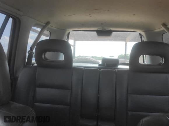 ✅ 2000 Honda CR-V SE • VIN: JHLRD1878YC030945 • Lot: 67090575. Wystawiony na Copart z przebiegiem 291 706 mil. Bezpłatny archiwum sprzedaży aukcyjnych z USA i szczegółowy raport historii pojazdu na DreamBid. Zdjęcie 10.