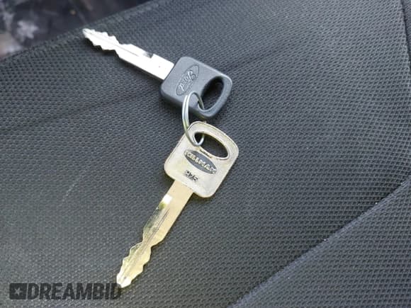 ✅ 2020 Ford Police Interceptor Utility • VIN: 1FM5K8AB5LGD08853 • Lot: 41556880. Wystawiony na IAAI z przebiegiem 90 477 mil. Bezpłatny archiwum sprzedaży aukcyjnych z USA i szczegółowy raport historii pojazdu na DreamBid. Zdjęcie 11.