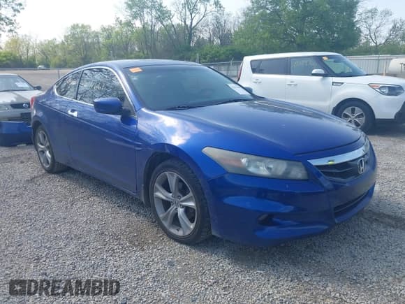 ✅ 2011 Honda Accord EX-L • VIN: 1HGCS2B85BA002864 • Лот: 42111661. Опубликован ранее на IAAI с пробегом 255 730 миль. Бесплатный доступ к архиву аукционных продаж из США и подробный отчёт об истории автомобиля на DreamBid. Изображение 1.