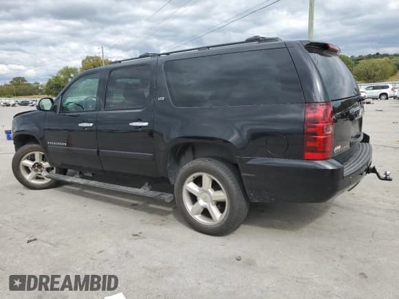 ✅ 2008 Chevrolet Suburban LTZ • VIN: 3GNFC16058G207836 • Lot: 71247964. Wystawiony na Copart z przebiegiem 293 553 mil. Bezpłatny archiwum sprzedaży aukcyjnych z USA i szczegółowy raport historii pojazdu na DreamBid. Zdjęcie 2.
