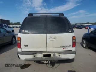 ✅ 2002 Chevrolet Suburban Z71 • VIN: 3GNFK16Z12G270537 • Lot: 69942434. Wystawiony na Copart z przebiegiem 230 581 mil. Bezpłatny archiwum sprzedaży aukcyjnych z USA i szczegółowy raport historii pojazdu na DreamBid. Zdjęcie 6.