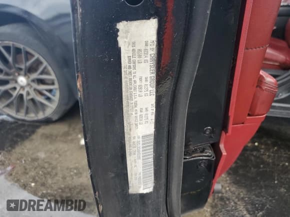 ✅ 2011 Dodge Charger Rallye • VIN: 2B3CL3CGXBH553995 • Лот: 81855915. Опубликован ранее на Copart с пробегом 96 494 миль. Бесплатный доступ к архиву аукционных продаж из США и подробный отчёт об истории автомобиля на DreamBid. Изображение 12.