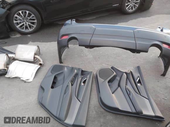 ✅ 2023 Subaru Ascent Onyx • VIN: 4S4WMAHD6P3422855 • Lot: 41097847. Wystawiony na IAAI z przebiegiem 1 304 mil. Bezpłatny archiwum sprzedaży aukcyjnych z USA i szczegółowy raport historii pojazdu na DreamBid. Zdjęcie 12.