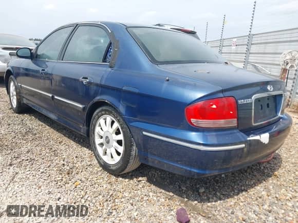 2003 Hyundai Sonata GLS с VIN KMHWF35H43A823050, выставлен на аукционе IAAI как лот 42112412 с пробегом Не указан миль и . История ставок и продаж доступна на DreamBid. Изображение 3.