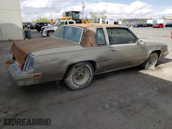 ✅ 1983 Oldsmobile Cutlass Supreme • VIN: 1G3AR47A8DM484644 • Lot: 69251714. Listed on Copart with Not provided. Free auction sales archive from the USA and detailed vehicle history report at DreamBid. Image 3.