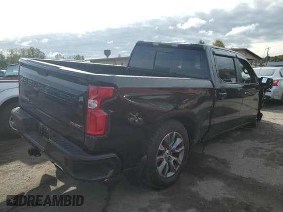 ✅ 2021 Chevrolet Silverado 1500 RST • VIN: 1GCUYEED1MZ305186 • Lot: 72756854. Wystawiony na Copart z przebiegiem 64 094 mil. Bezpłatny archiwum sprzedaży aukcyjnych z USA i szczegółowy raport historii pojazdu na DreamBid. Zdjęcie 3.