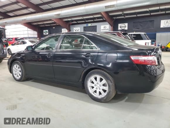 ✅ 2007 Toyota Camry • VIN: JTNBB46K773027932 • Lot: 91254705. Wystawiony na Copart z przebiegiem 194 212 mil. Bezpłatny archiwum sprzedaży aukcyjnych z USA i szczegółowy raport historii pojazdu na DreamBid. Zdjęcie 2.