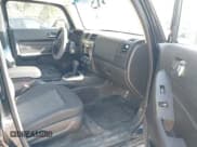 ✅ 2009 Hummer H3 SUV • VIN: 5GTEN13E798141983 • Lot: 43721941. Listed on IAAI with 162,239 mi. Free auction sales archive from the USA and detailed vehicle history report at DreamBid. Image 5.