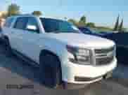 2018 Chevrolet Suburban LS z VIN 1GNSKGKC5JR173889, wystawiony jako IAAI lot #42152865 z przebiegiem 73 358 mil mil oraz . Historia ofert i sprzedaży dostępna na DreamBid. Obrazek 1.