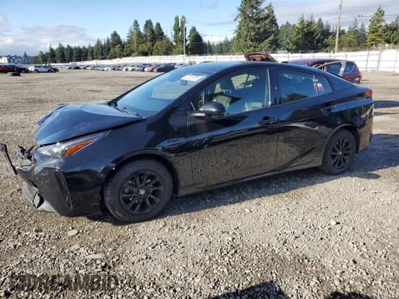 2022 Toyota Prius XLE with VIN JTDL9MFU2N3033382, listed as a Copart auction lot 67122075 with 92,176 mi miles and Salvage title. Bid and sale history available at DreamBid. Image 1.