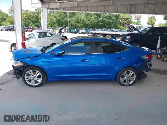 ✅ 2017 Hyundai Elantra SE • VIN: KMHD84LF8HU193791 • Lot: 42759779. Wystawiony na IAAI z przebiegiem 111 344 mil. Bezpłatny archiwum sprzedaży aukcyjnych z USA i szczegółowy raport historii pojazdu na DreamBid. Zdjęcie 15.