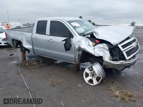 ✅ 2015 Chevrolet Silverado 1500 LS • VIN: 1GCVKPEC0FZ432023 • Lot: 43288883. Listed on IAAI with 185,205 mi. Free auction sales archive from the USA and detailed vehicle history report at DreamBid. Image 1.