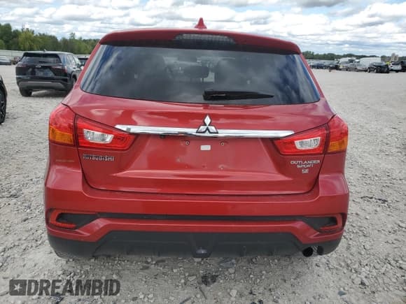 ✅ 2018 Mitsubishi Outlander SE • VIN: JA4AP3AW6JU021816 • Lot: 71656365. Listed on Copart with 74,239 mi. Free auction sales archive from the USA and detailed vehicle history report at DreamBid. Image 6.