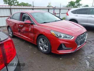 2018 Hyundai Sonata Limited с VIN 5NPE34AF5JH669165, выставлен на аукционе IAAI как лот 42191772 с пробегом 79 350 миль миль и . История ставок и продаж доступна на DreamBid. Изображение 1.