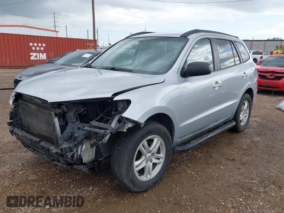 ✅ 2010 Hyundai Santa Fe GLS • VIN: 5NMSG3AB3AH384296 • Лот: 43223357. Опубликован ранее на IAAI с пробегом 160 962 миль. Бесплатный доступ к архиву аукционных продаж из США и подробный отчёт об истории автомобиля на DreamBid. Изображение 2.