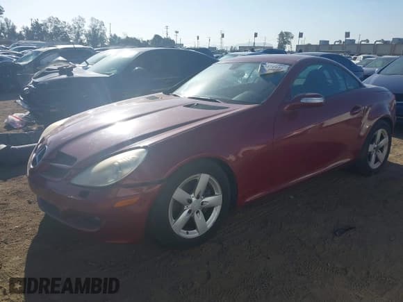 ✅ 2008 Mercedes-Benz SLK 280 • VIN: WDBWK54F28F183800 • Lot: 40371974. Wystawiony na IAAI z przebiegiem Nie podano. Bezpłatny archiwum sprzedaży aukcyjnych z USA i szczegółowy raport historii pojazdu na DreamBid. Zdjęcie 2.