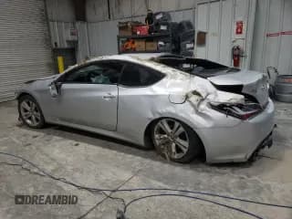 ✅ 2012 Hyundai Genesis Coupe Grand Touring • VIN: KMHHU6KH2CU067995 • Lot: 45099645. Wystawiony na Copart z przebiegiem 110 624 mil. Bezpłatny archiwum sprzedaży aukcyjnych z USA i szczegółowy raport historii pojazdu na DreamBid. Zdjęcie 2.