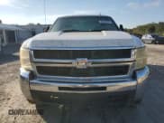 ✅ 2009 Chevrolet Silverado 2500HD LT • VIN: 1GCHK53K89F129895 • Lot: 90343235. Wystawiony na Copart z przebiegiem 297 155 mil. Bezpłatny archiwum sprzedaży aukcyjnych z USA i szczegółowy raport historii pojazdu na DreamBid. Zdjęcie 5.