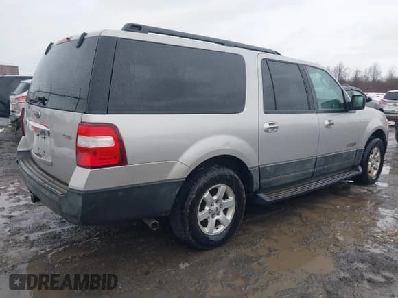 ✅ 2007 Ford Expedition Max XLT • VIN: 1FMFK16537LA27033 • Лот: 41695330. Опубликован ранее на IAAI с пробегом 247 210 миль. Бесплатный доступ к архиву аукционных продаж из США и подробный отчёт об истории автомобиля на DreamBid. Изображение 4.