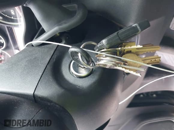 ✅ 2022 Chevrolet Silverado 1500 Custom • VIN: 1GCRYBEK8NZ133288 • Lot: 42588541. Listed on IAAI with 122,891 mi. Free auction sales archive from the USA and detailed vehicle history report at DreamBid. Image 11.