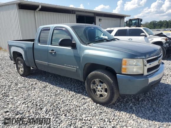 ✅ 2008 Chevrolet Silverado 1500 Work Truck • VIN: 1GCEC19098Z128573 • Lot: 59698425. Listed on Copart with 296,574 mi. Free auction sales archive from the USA and detailed vehicle history report at DreamBid. Image 4.