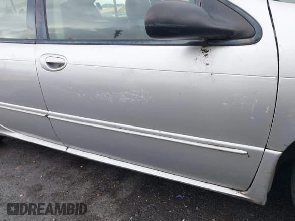 ✅ 2003 Chrysler Concorde LXi • VIN: 2C3HD36M03H568062 • Лот: 41506656. Опубликован ранее на IAAI с пробегом 132 136 миль. Бесплатный доступ к архиву аукционных продаж из США и подробный отчёт об истории автомобиля на DreamBid. Изображение 12.