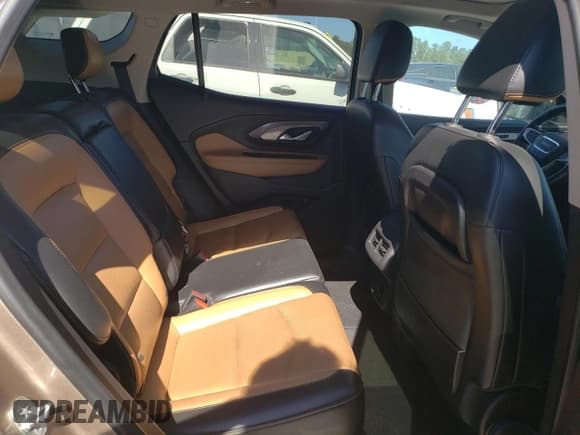 ✅ 2018 GMC Terrain SLT Diesel • VIN: 3GKALREU6JL282701 • Lot: 75844504. Wystawiony na Copart z przebiegiem 124 430 mil. Bezpłatny archiwum sprzedaży aukcyjnych z USA i szczegółowy raport historii pojazdu na DreamBid. Zdjęcie 11.