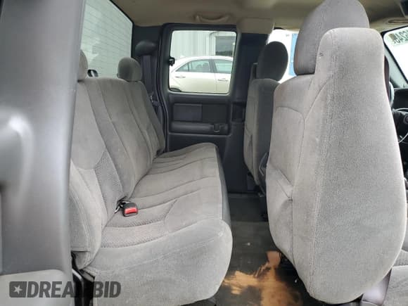 ✅ 2005 Chevrolet Silverado 1500 LS • VIN: 1GCEC19TX5Z124537 • Лот: 90046245. Опубликован ранее на Copart с пробегом 130 755 миль. Бесплатный доступ к архиву аукционных продаж из США и подробный отчёт об истории автомобиля на DreamBid. Изображение 10.