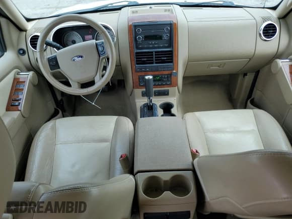 ✅ 2009 Ford Explorer Eddie Bauer • VIN: 1FMEU64E09UA03856 • Lot: 70749095. Wystawiony na Copart z przebiegiem 127 972 mil. Bezpłatny archiwum sprzedaży aukcyjnych z USA i szczegółowy raport historii pojazdu na DreamBid. Zdjęcie 8.