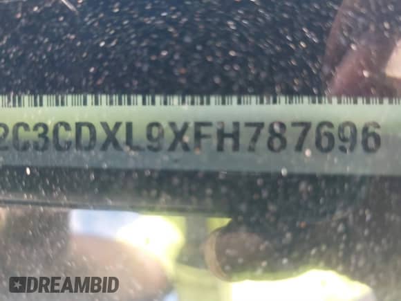 2015 Dodge Charger SRT Hellcat z VIN 2C3CDXL9XFH787696, wystawiony jako IAAI lot #40819273 z przebiegiem Nie podano mil oraz . Historia ofert i sprzedaży dostępna na DreamBid. Obrazek 9.