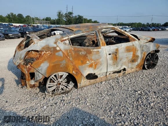 ✅ 2016 Hyundai Veloster Turbo • VIN: KMHTC6AEXGU287038 • Lot: 66097694. Wystawiony na Copart z przebiegiem Nie podano. Bezpłatny archiwum sprzedaży aukcyjnych z USA i szczegółowy raport historii pojazdu na DreamBid. Zdjęcie 3.