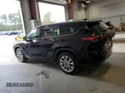 ✅ 2020 Toyota Highlander Hybrid Limited • VIN: 5TDXBRCHXLS014634 • Лот: 72117324. Опубликован ранее на Copart с пробегом 218 666 миль. Бесплатный доступ к архиву аукционных продаж из США и подробный отчёт об истории автомобиля на DreamBid. Изображение 2.