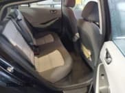 ✅ 2020 Hyundai Ioniq SE • VIN: KMHC75LC0LU188586 • Lot: 41574970. Wystawiony na IAAI z przebiegiem 99 258 mil. Bezpłatny archiwum sprzedaży aukcyjnych z USA i szczegółowy raport historii pojazdu na DreamBid. Zdjęcie 8.