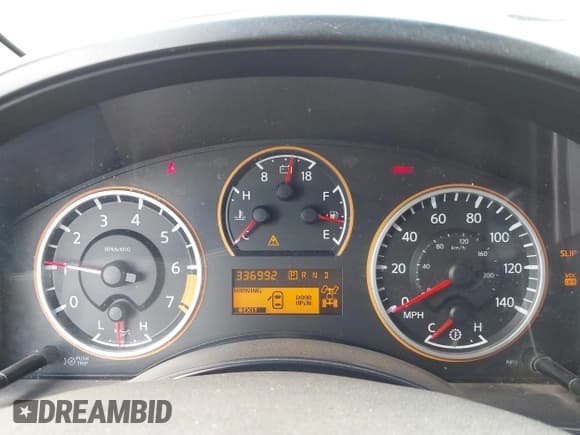 ✅ 2011 Nissan Titan • VIN: 1N6BA0FCXBN309162 • Lot: 42972161. Listed on IAAI with 336,992 mi. Free auction sales archive from the USA and detailed vehicle history report at DreamBid. Image 7.