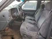 ✅ 2002 Chevrolet Silverado 2500HD LT • VIN: 1GCHK23U32F240456 • Lot: 94563735. Wystawiony na Copart z przebiegiem 348 764 mil. Bezpłatny archiwum sprzedaży aukcyjnych z USA i szczegółowy raport historii pojazdu na DreamBid. Zdjęcie 7.