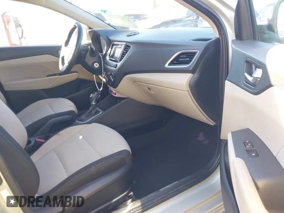 ✅ 2019 Hyundai Accent SE • VIN: 3KPC24A35KE066982 • Лот: 41414050. Опубликован ранее на IAAI с пробегом 93 002 миль. Бесплатный доступ к архиву аукционных продаж из США и подробный отчёт об истории автомобиля на DreamBid. Изображение 5.