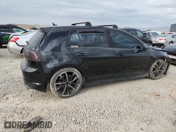 ✅ 2015 Volkswagen Golf R • VIN: WVWLF7AUXFW222878 • Lot: 81098525. Wystawiony na Copart z przebiegiem 72 205 mil. Bezpłatny archiwum sprzedaży aukcyjnych z USA i szczegółowy raport historii pojazdu na DreamBid. Zdjęcie 3.