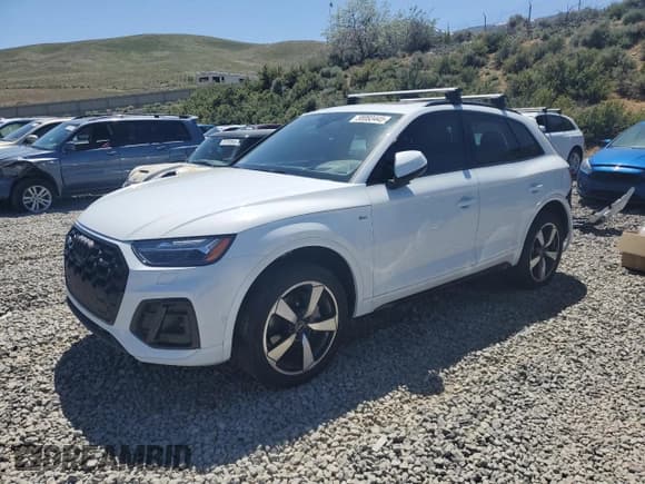 ✅ 2023 Audi Q5 S line Prestige • VIN: WA1FAAFY1P2197568 • Lot: 58083445. Wystawiony na Copart z przebiegiem Nie podano. Bezpłatny archiwum sprzedaży aukcyjnych z USA i szczegółowy raport historii pojazdu na DreamBid. Zdjęcie 1.