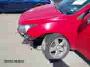 2015 Chevrolet Cruze LT z VIN 1G1PC5SB4F7177368, wystawiony jako IAAI lot #43439452 z przebiegiem 88 678 mil mil oraz . Historia ofert i sprzedaży dostępna na DreamBid. Obrazek 6.