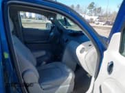 ✅ 2009 Chevrolet HHR 1LT • VIN: 3GNCA23B79S562431 • Lot: 41334802. Listed on IAAI with 137,578 mi. Free auction sales archive from the USA and detailed vehicle history report at DreamBid. Image 5.